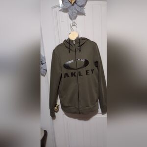 Oakley hoodie men's size small
